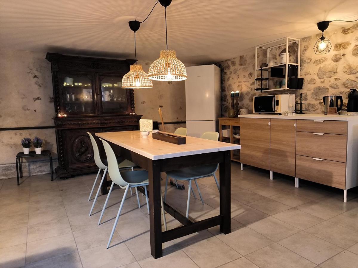 Chambres D'Hotes Montjouan Larochemillay Exteriör bild